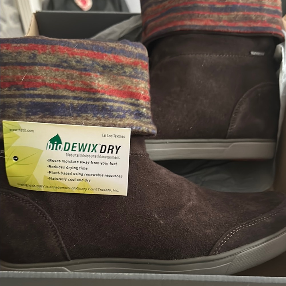 Eddie Bauer Black Winter Rain Boots